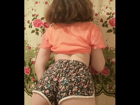 ❤️ Sexy mladá kočka svléká šortky před kamerou. ☑ Sex video u cs.dickies-shop.ru ☑