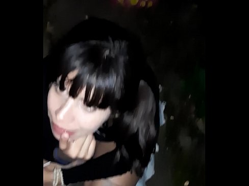❤️ Na ulici zduřelý penis výměnou za bonbóny ☑ Sex video u cs.dickies-shop.ru ☑