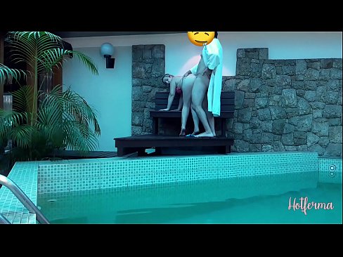 ❤️ Šéf pozve služebnou k bazénu, ale neodolala žhavému ☑ Sex video u cs.dickies-shop.ru ☑