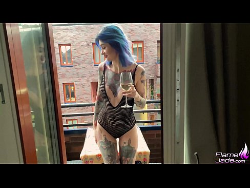 ❤️ Obrovská holka kouří s hltem a vášnivě šuká pod širým nebem ☑ Sex video u cs.dickies-shop.ru ☑